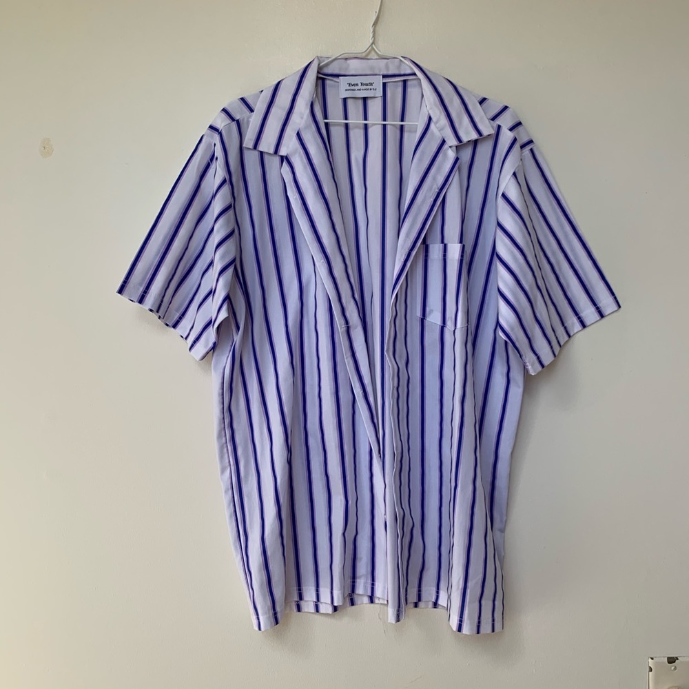 THRIFTED BUTTON UP